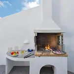 3-bed Sleeps 8 With Pool And Aircon וילה *