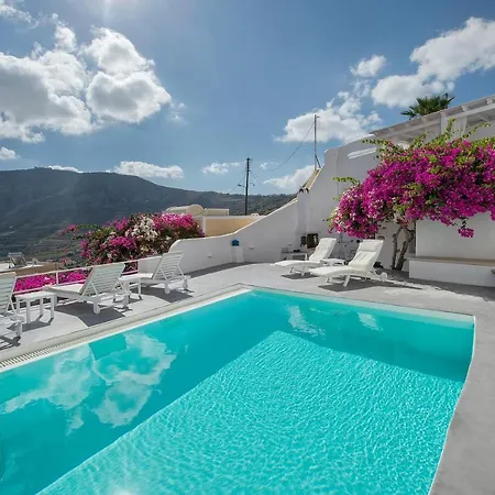 3-bed Sleeps 8 With Pool And Aircon Pyrgos Kallistis