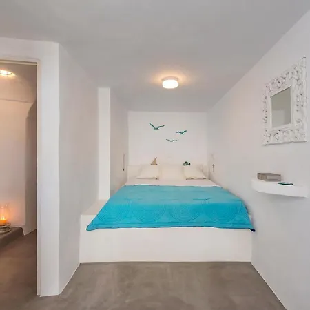 3-bed Sleeps 8 With Pool And Aircon