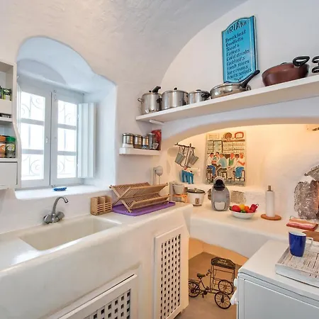 3-bed Sleeps 8 With Pool And Aircon Willa Pýrgos