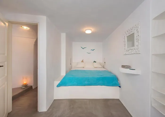 3-bed Sleeps 8 With Pool And Aircon