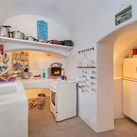 3-bed Sleeps 8 With Pool And Aircon ヴィラ *