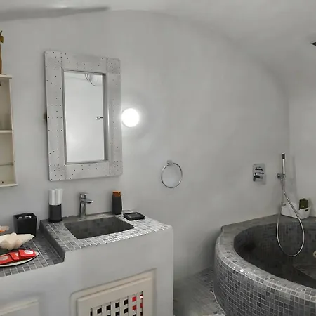 ヴィラ 3-bed Sleeps 8 With Pool And Aircon