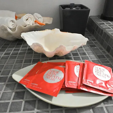 3-bed Sleeps 8 With Pool And Aircon * Pýrgos