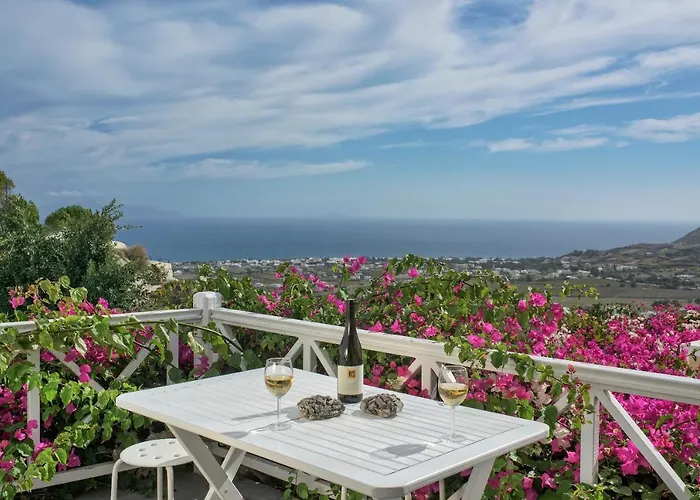 Βίλα 3-bed Sleeps 8 With Pool And Aircon *