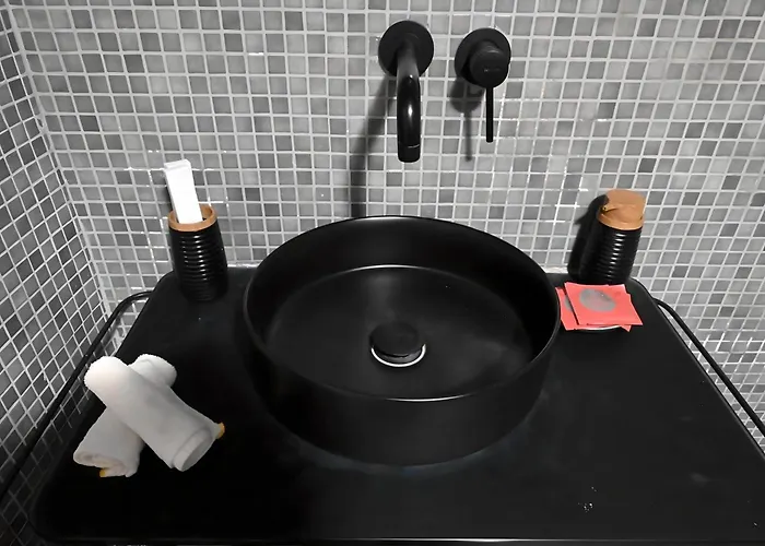 3-bed Sleeps 8 With Pool And Aircon Βίλα